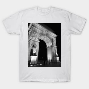 Famous archway in New York T-Shirt